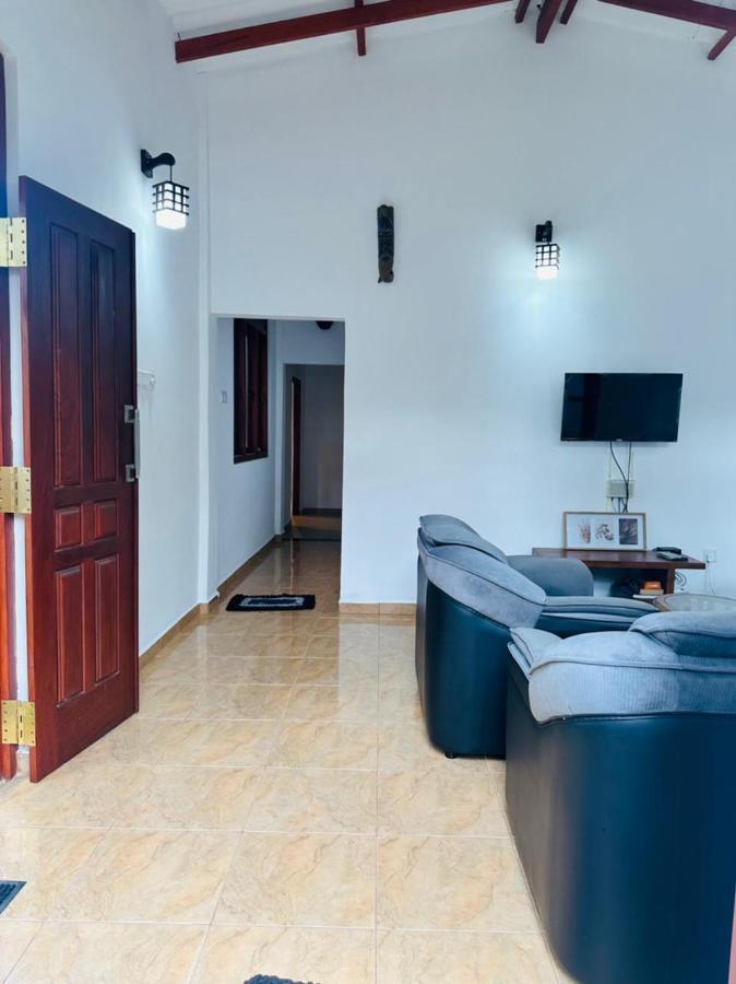 Holiday home Damithshouse Bentota